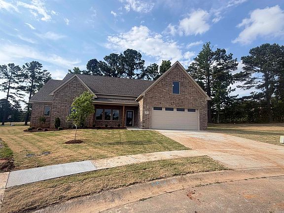 3rd image of 2115 Sable Oaks Cir