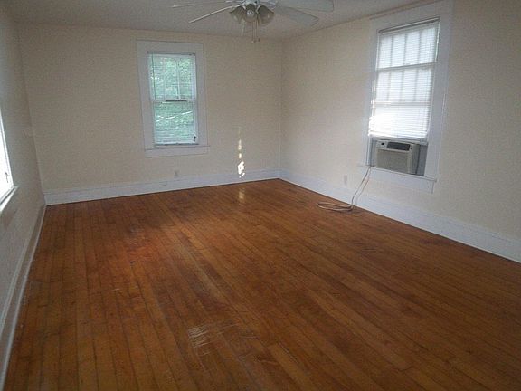 5th image of 405 S Jarvis St APT B