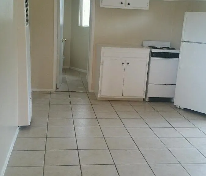 256 Crandall St #10 — Photo 5