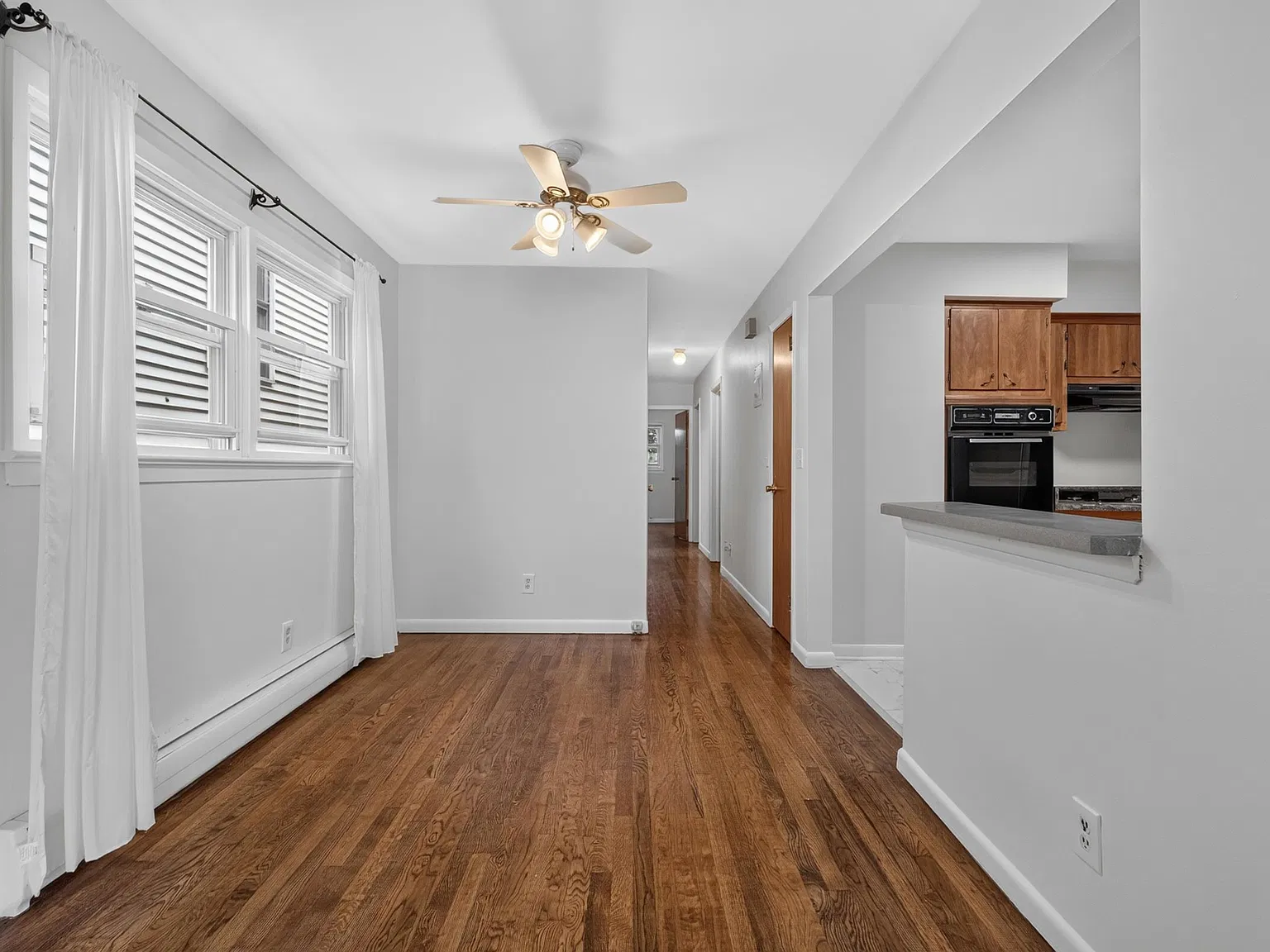 3 bed, 1.0 bath, $2,300 — Photo 4