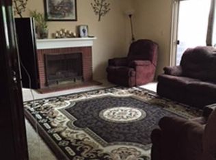 1119 E 215th Pl, Carson, CA 90745