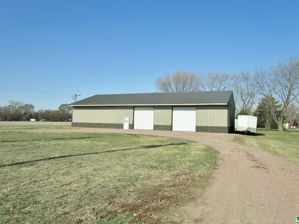 1441 Elgin Ave, South Sioux City, NE 68776
