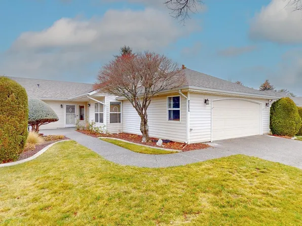 3538 S Huntington Loop, Kennewick, WA 99337
