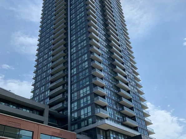 2200 Lake Shore Blvd W, Toronto, ON