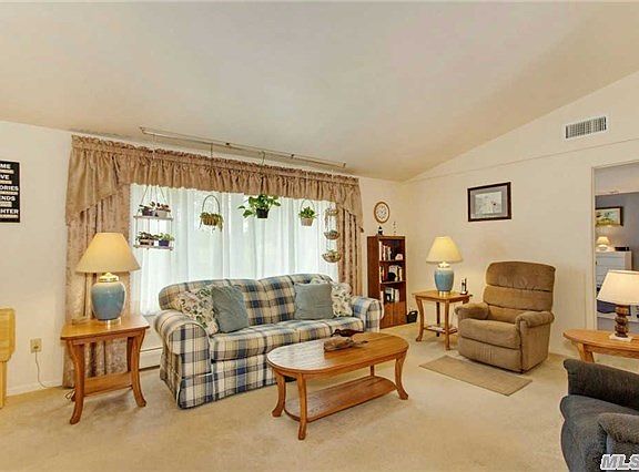 4th image of 1710 Tuckers Ln
