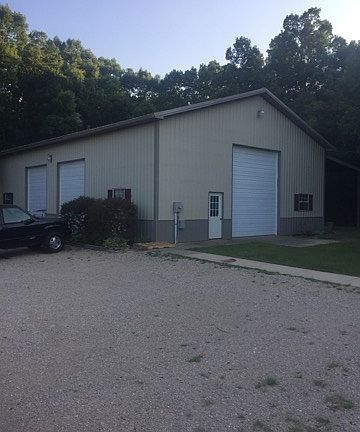 2nd image of 1105 White Oak Dr