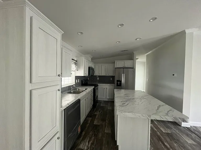 55 Eland Dr #55 — Photo 18