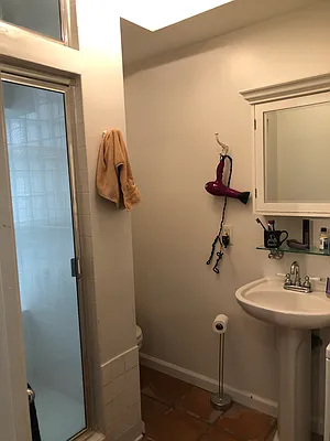 Rented by Prime One Realty Corp | media 8