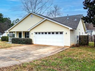 328 Lacey Leaf Ct, Spartanburg, SC 29307