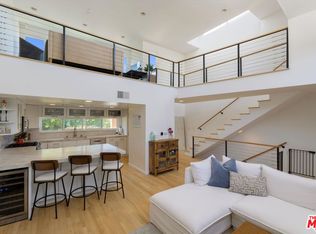 2432 7th St UNIT 4, Santa Monica, CA 90405