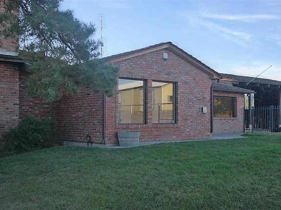 5th image of 243 Highland Dr
