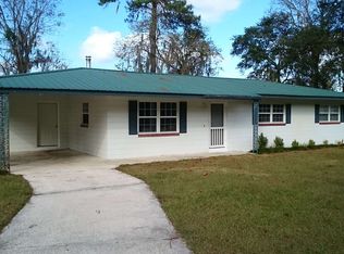 10449 NW Lake Jeffery Rd, Wellborn, FL 32094