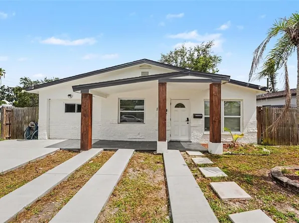 1778 New Hampshire Ave NE, Saint Petersburg, FL 33703