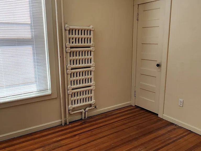 First floor middle br