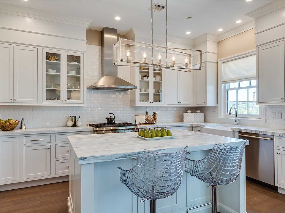 1st image of 703 Grist Mill Cir #7-3