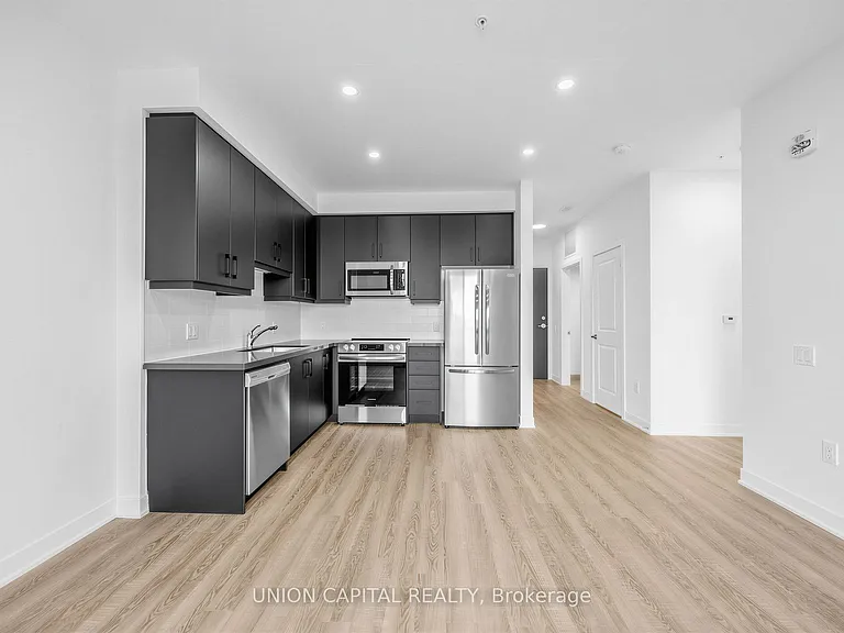 385 Arctic Red Dr #410 — Photo 6