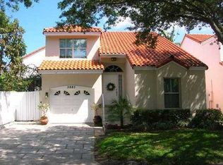 3885 Amalfi Dr, Hollywood, FL 33021