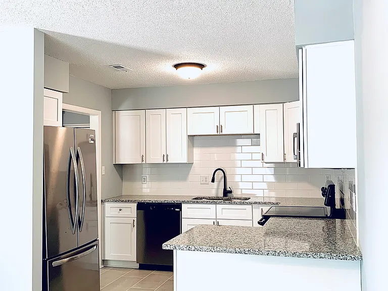 4700 Walden Pond Dr #C — Photo 2