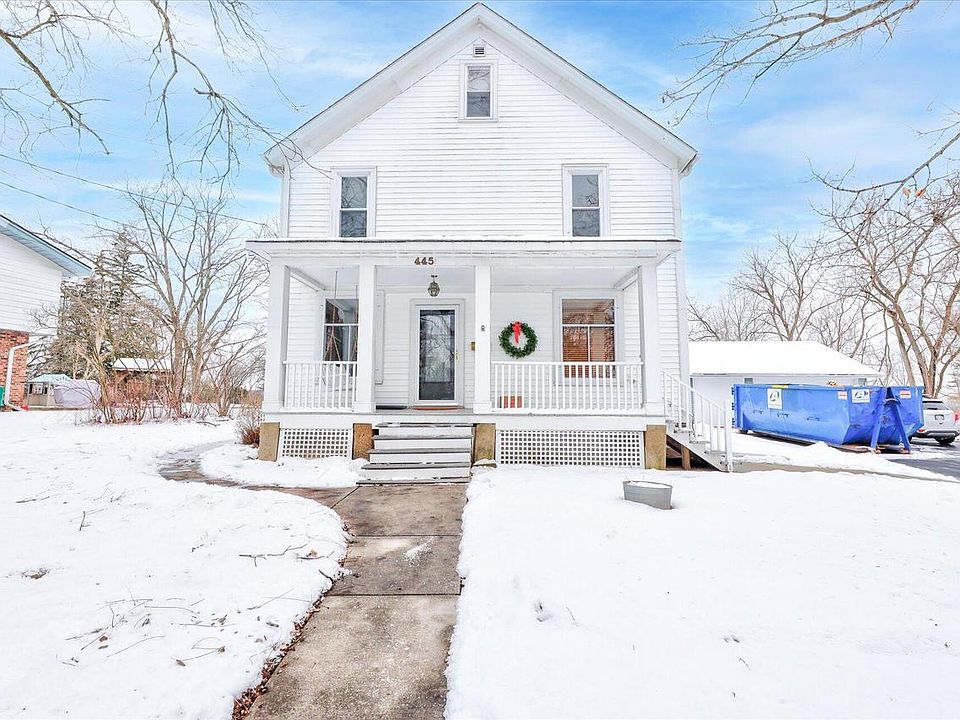 445 High St, Pewaukee, WI 53072 Zillow