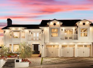 3601 Viewcrest Dr, Burbank, CA 91504