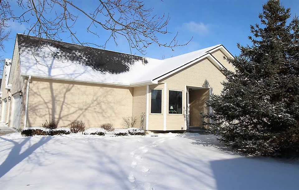 1st image of 1124 Canary Dr
