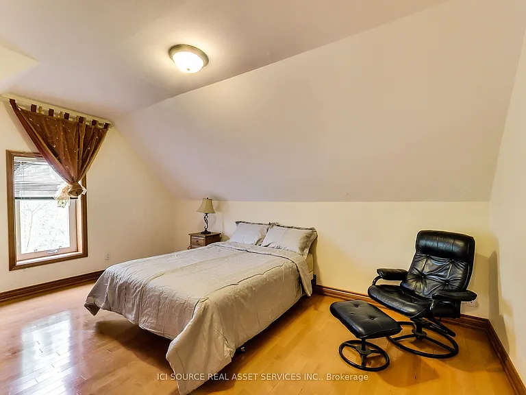 287 Palmerston Ave #MAIN — Photo 24