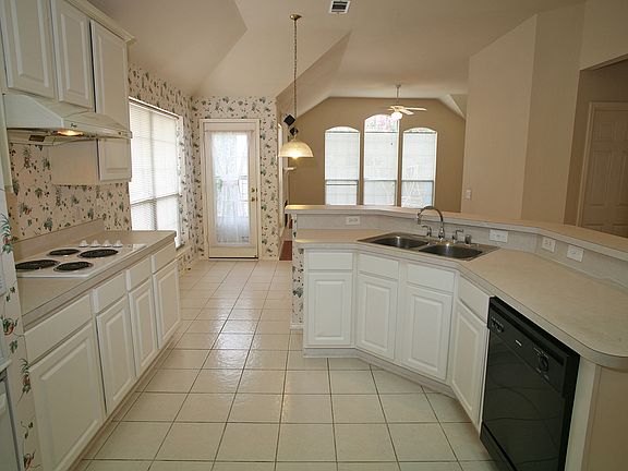4th image of 2457 Brycewood Ln
