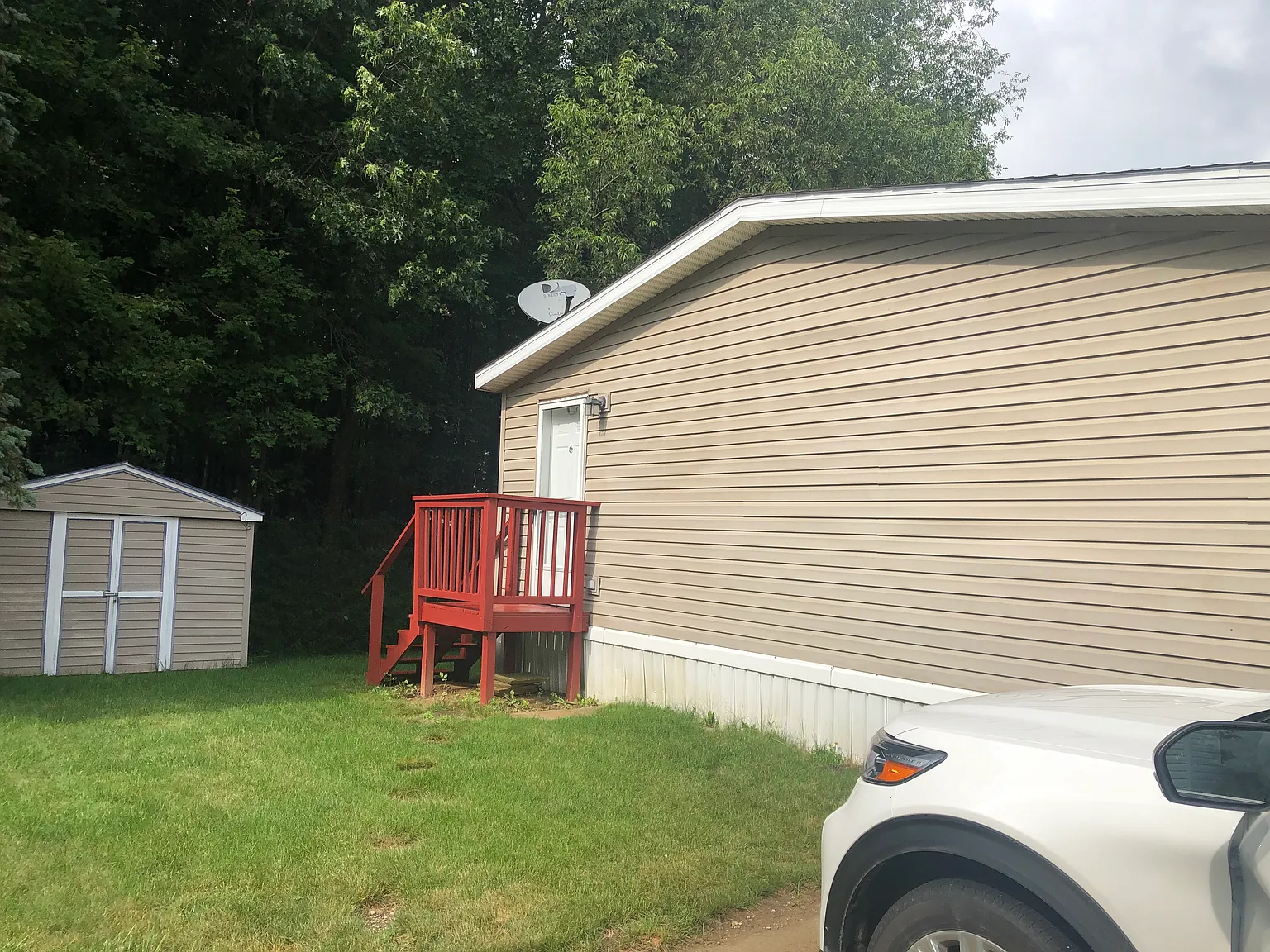3 bed, 1344 sqft, $1,599 — Photo 2