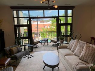 900 Pearl St SUITE 200, Boulder, CO 80302