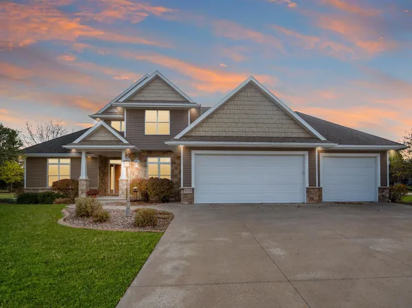 W5889 Geranium Dr, Appleton, WI 54915