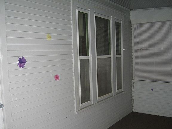 5th image of 2914 Oliver Ave N