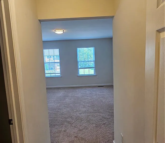 1462 Black Forest Dr S — Photo 25