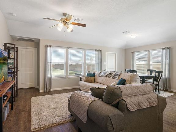 This home has so much natural light!