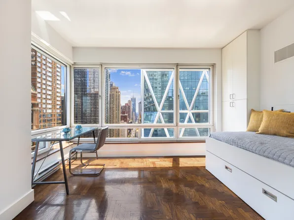 301 West 57th Street image 5 of 7