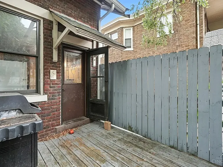 348 Volkert Ave — Photo 27