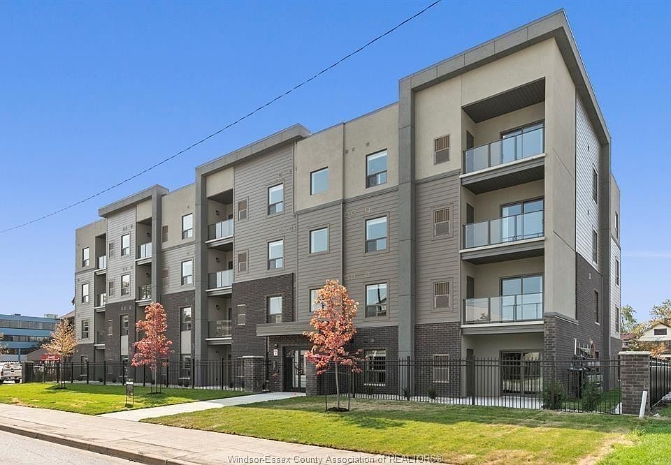 1st image of 955 Ouellette Ave #205