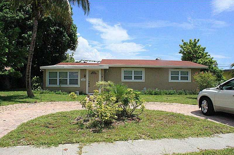 1st image of 1113 NW 15th St