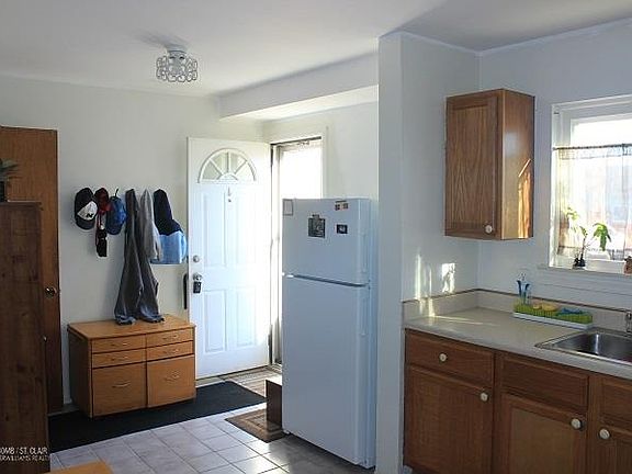 5th image of 20849 Washington St