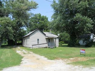 713 E Jefferson St, Clinton, MO 64735