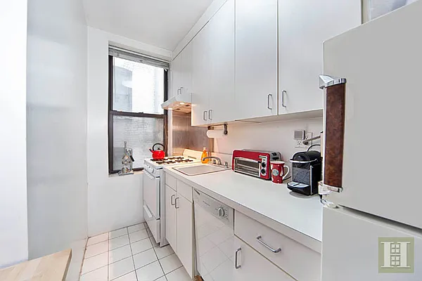 Sold by Halstead Real Estate | media 20