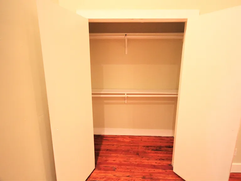 321 S Flores St #104 — Photo 14