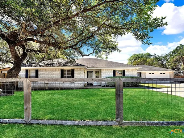 1106 Amanda, Canyon Lake, TX 78133