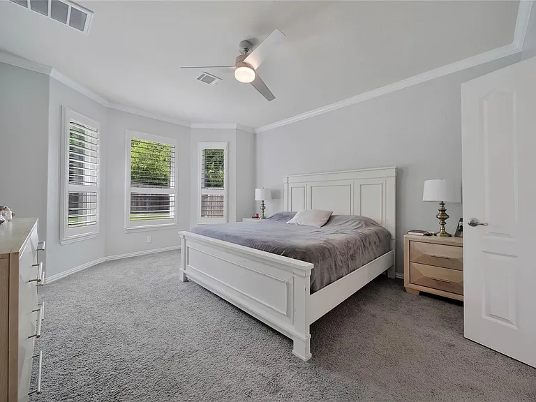 26028 Hasting Ridge Ln — Photo 19