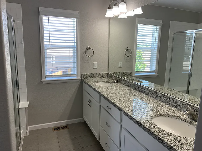 1572 Castle Creek Cir — Photo 6