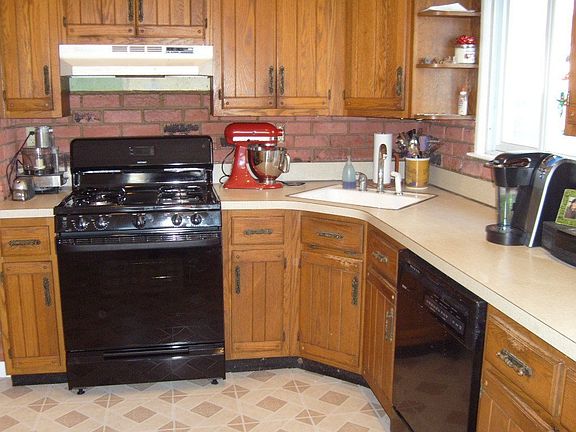 2nd image of 3090 Western Blvd