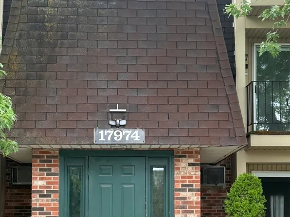 17974 Amherst Ct APT 102, Country Club Hills, IL 60478