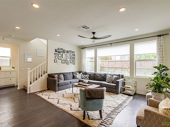 4th image of 15896 Bass Ln
