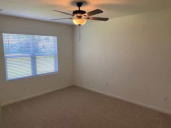 5th image of 2550 SE Rock Springs Dr