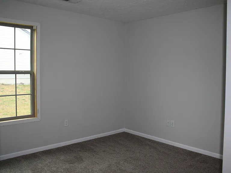 913 Fieldstone Way — Photo 10