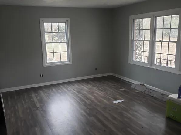 Williams Robinson - 61 S Burns St Alamo TN